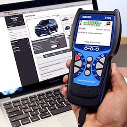 Scanner / Car Code Reader with Live Data